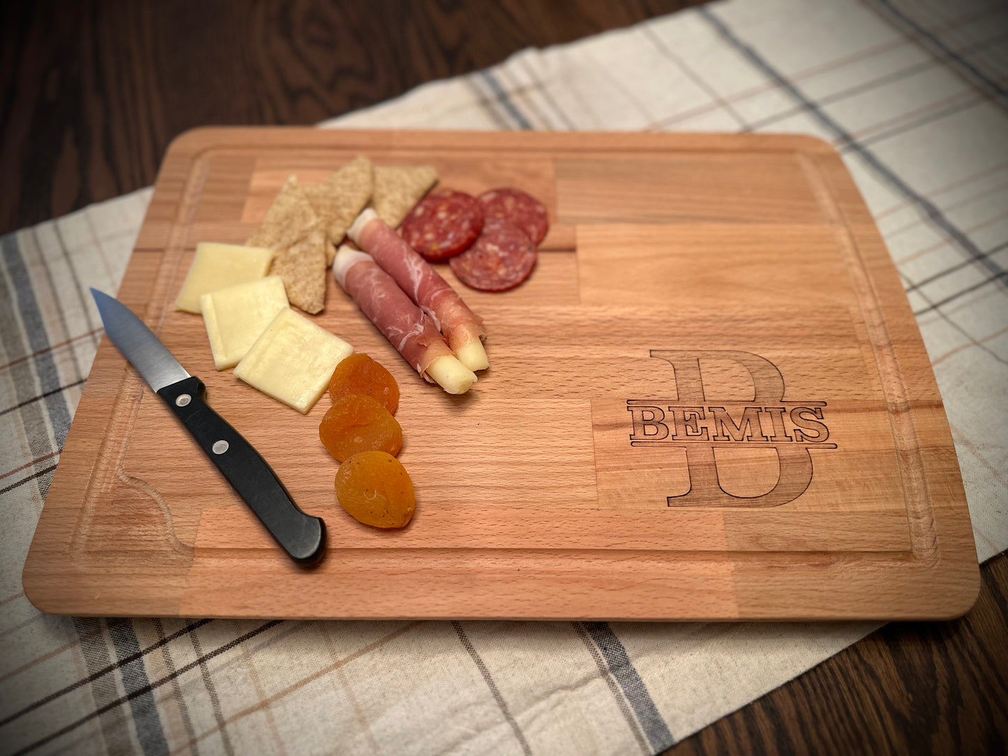 Customized/engraved (15in x 10.75in) beech hardwood cutting board