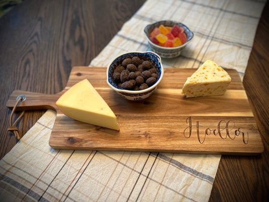 Customized/engraved (16.5in x 8.75in) acacia hardwood charcuterie board